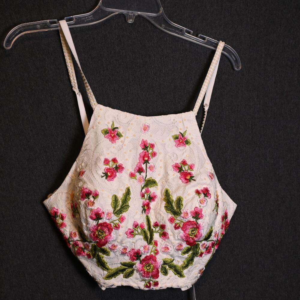 Mon Cheri Ellie Wilde Women's 4 Halter Crop Top Embroidered Floral Ivory Lace